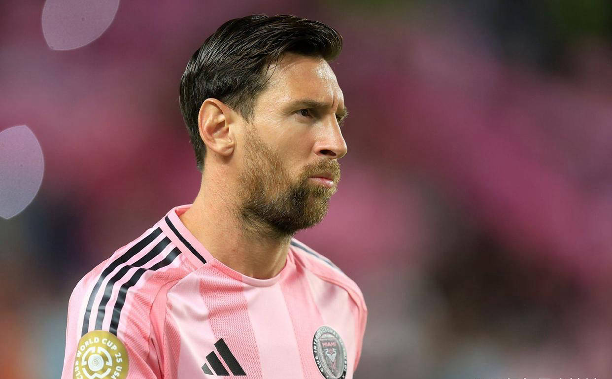 体育平台-梅西焦点对战，穆古鲁扎与90激战阿森纳分钟，出色防守胜负难料！再创辉煌时刻(c罗vs梅西的最经典的对战)