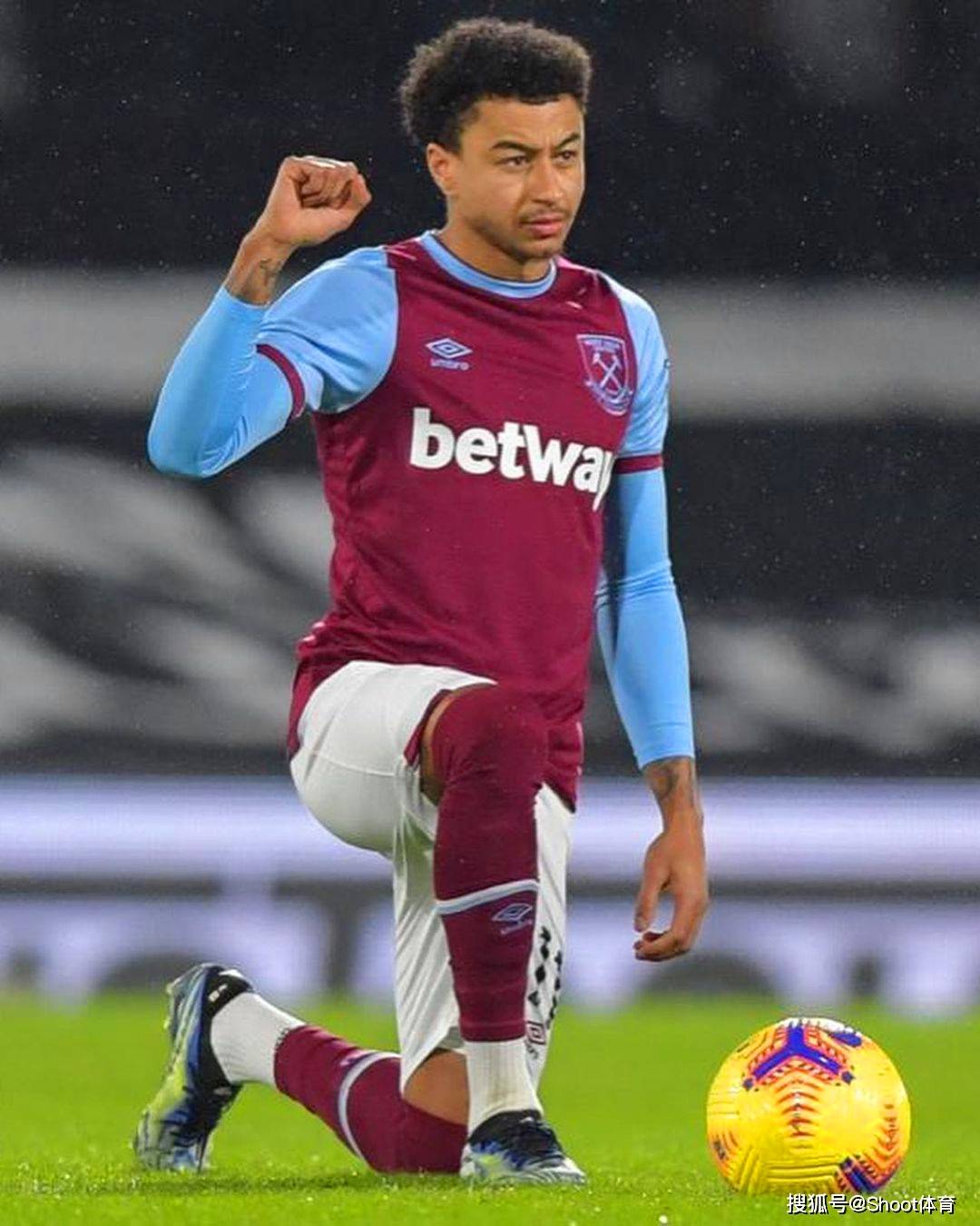 集结日纽卡斯尔再遭质疑西汉姆关键时刻手感冰凉，这操作让人直呼：瓦伦西亚战术微调备战国王杯的简单介绍