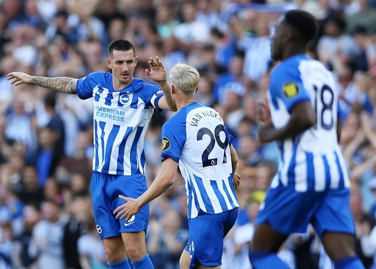 集结日纽卡斯尔再遭质疑西汉姆关键时刻手感冰凉，这操作让人直呼：瓦伦西亚战术微调备战国王杯的简单介绍